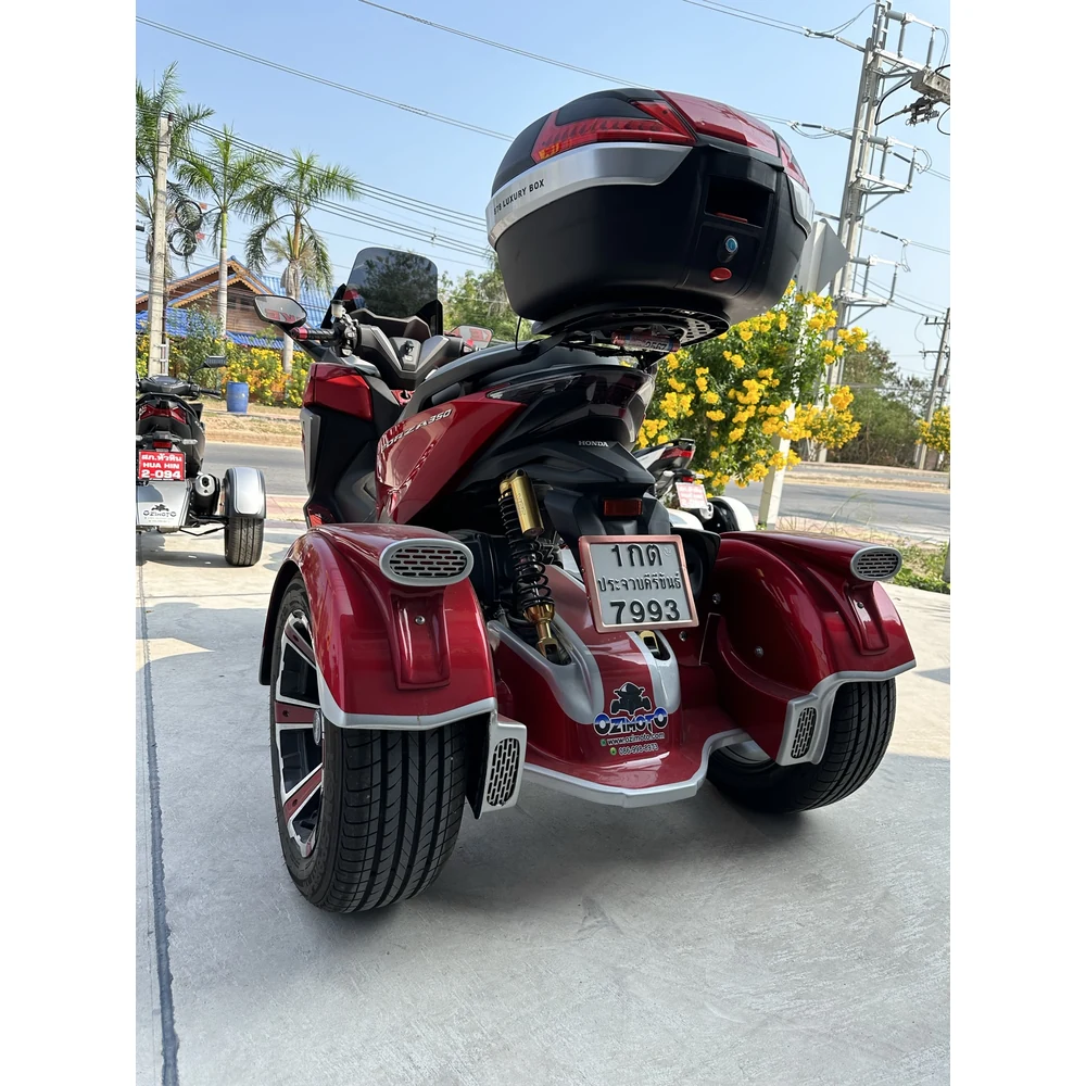 Red Honda Forza trike conversion